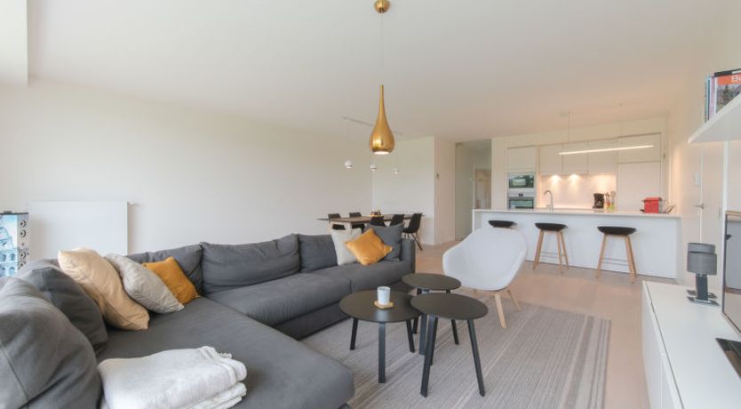 Photo of Duinenhof 18 with parking