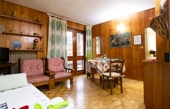 Le Motte Holiday Home