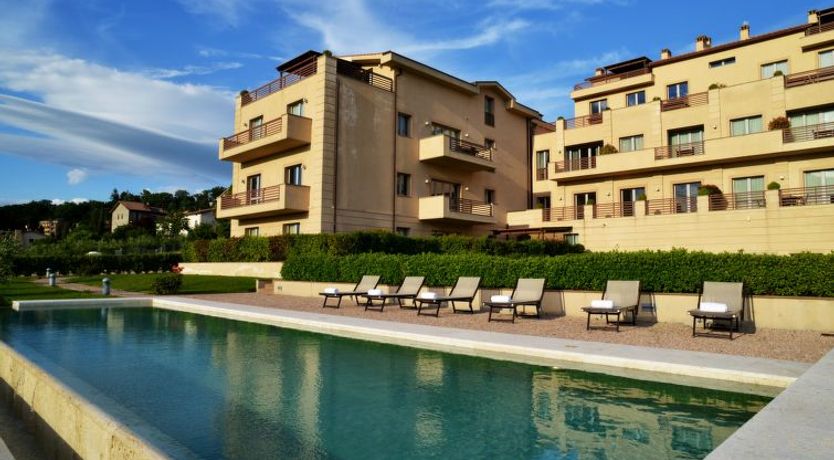 Photo of Iris Apartment 4