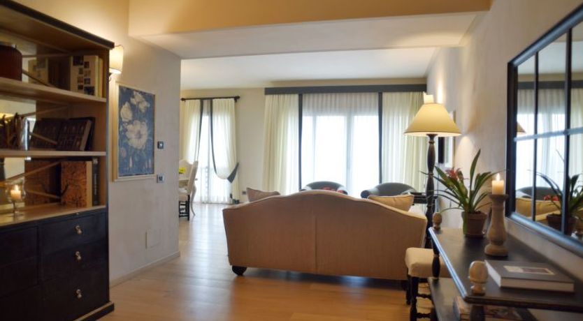 Photo of Iris Apartment 4