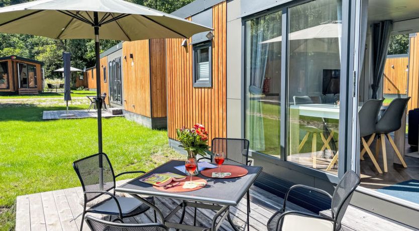 Photo of Tiny Haus Xandra Holiday Home 24