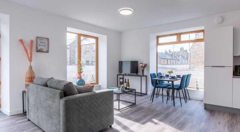 Photo of Harbour Nights Deluxe Number 12