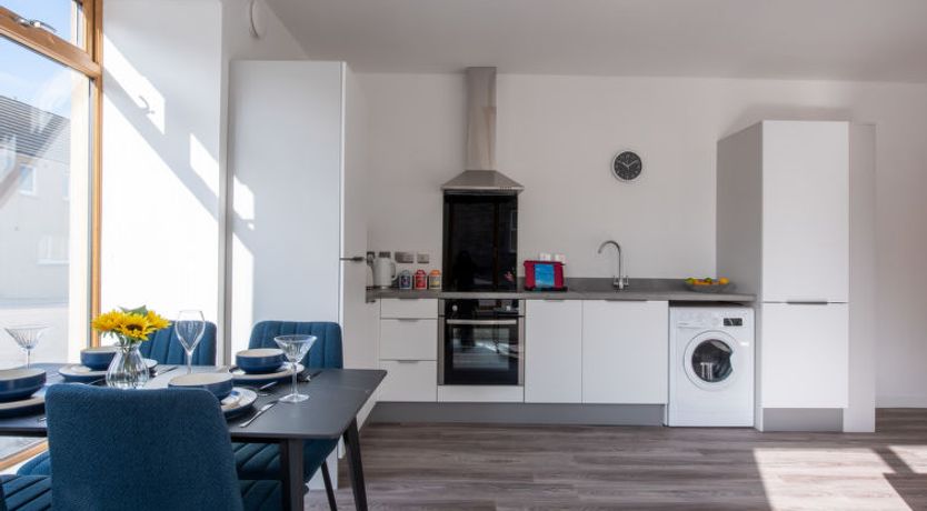 Photo of Harbour Nights Deluxe Number 12