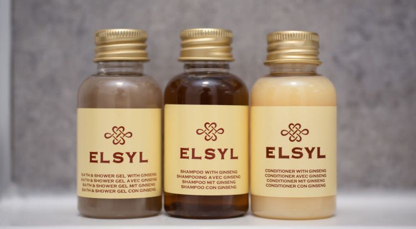 Photo of Harbour Nights Deluxe Number 12