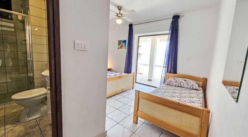 Photo of Octopus Apartment 5