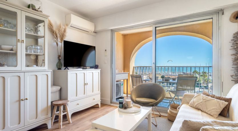 Photo of Port de La Gavine Apartment 31