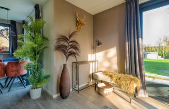 Vip Wellness Ewijk Holiday Home