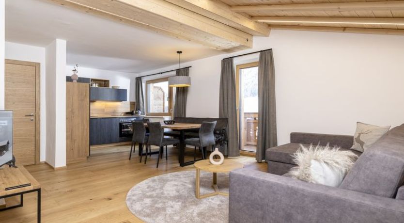 Photo of Penthouse small 17 Apartment 17