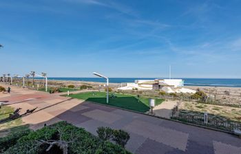 Front de Mer Apartment 25 Holiday Home