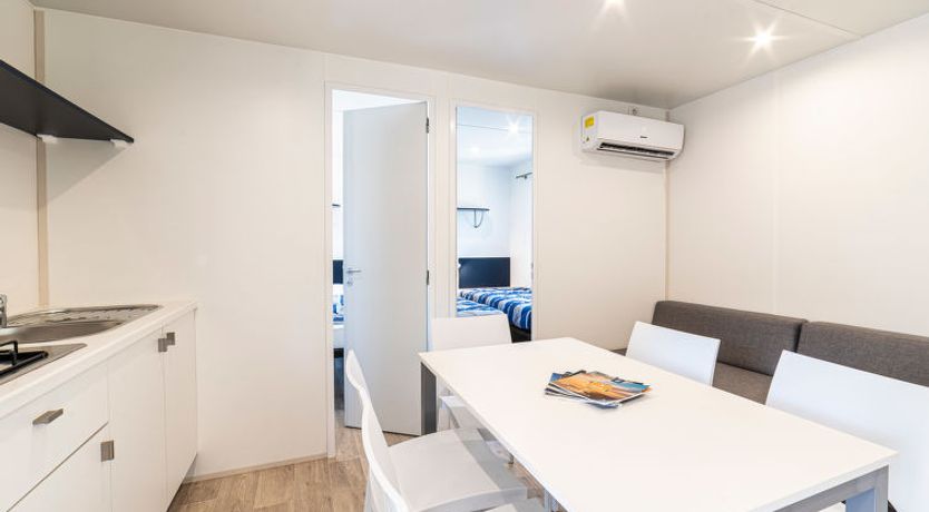 Photo of Camping Village Roma Capitol Villa 5