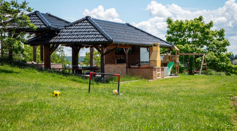 Photo of Countryside estate