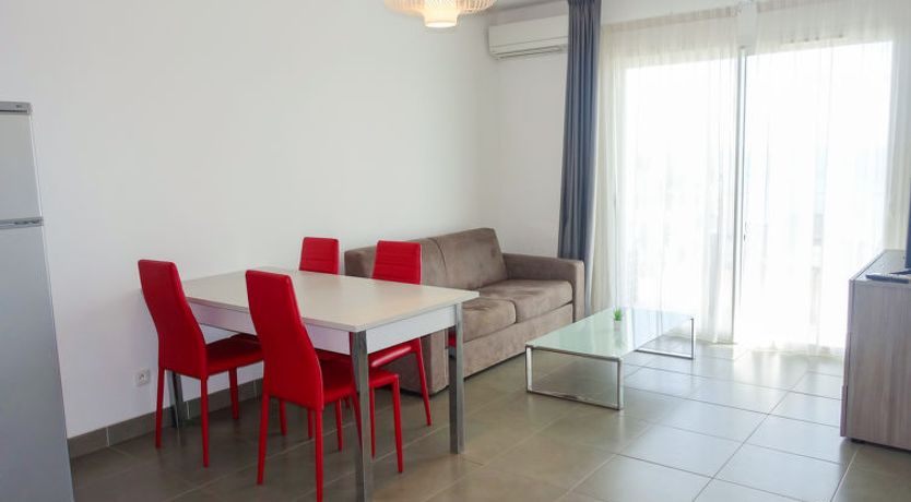 Photo of T2 vue baie Apartment 2