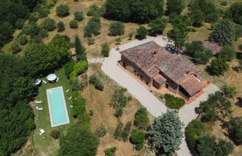 Pietreto Holiday Home