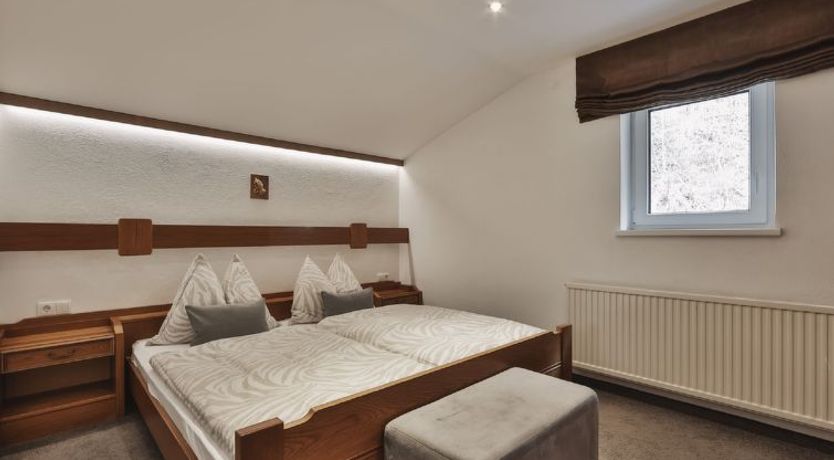 Photo of Top 7 Apartment 4