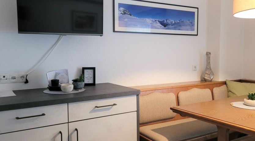 Photo of Top 7 Apartment 4