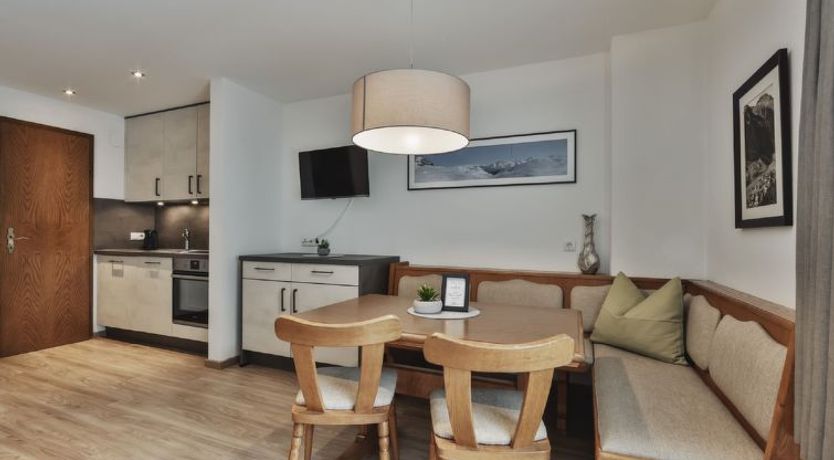 Photo of Top 7 Apartment 4