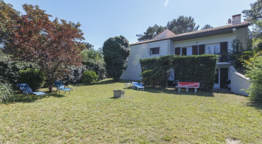 Photo of Parc de la Résidence Holiday Home 2