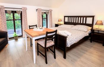 Arnoltice 10 Apartment 10 Holiday Home