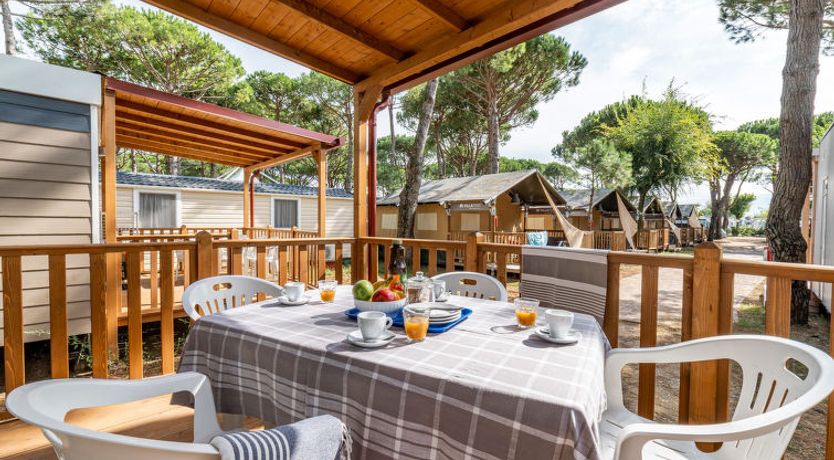 Photo of Camping Village Cavallino Villa 6