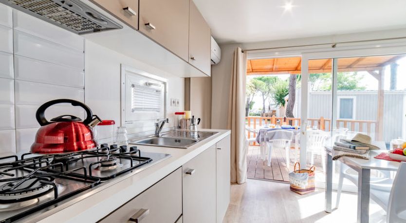 Photo of Camping Village Cavallino Villa 6