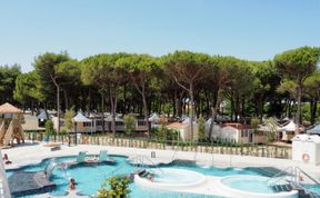 Photo of Camping Village Cavallino Villa 4