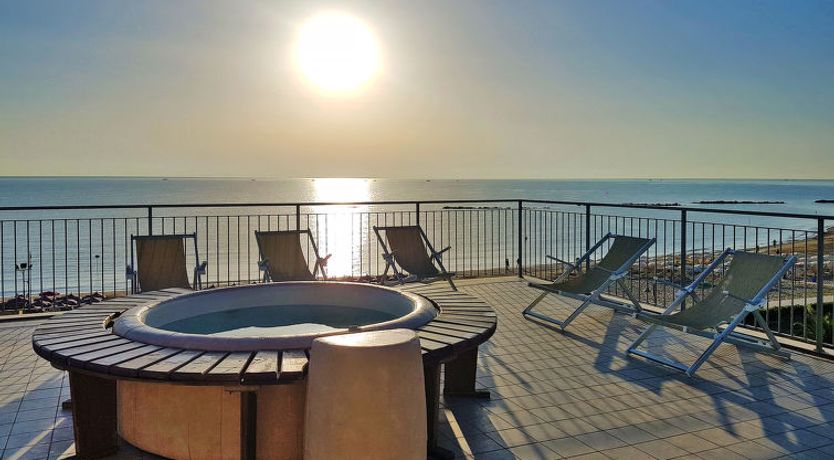 Photo of Casa del Mar Apartment 2