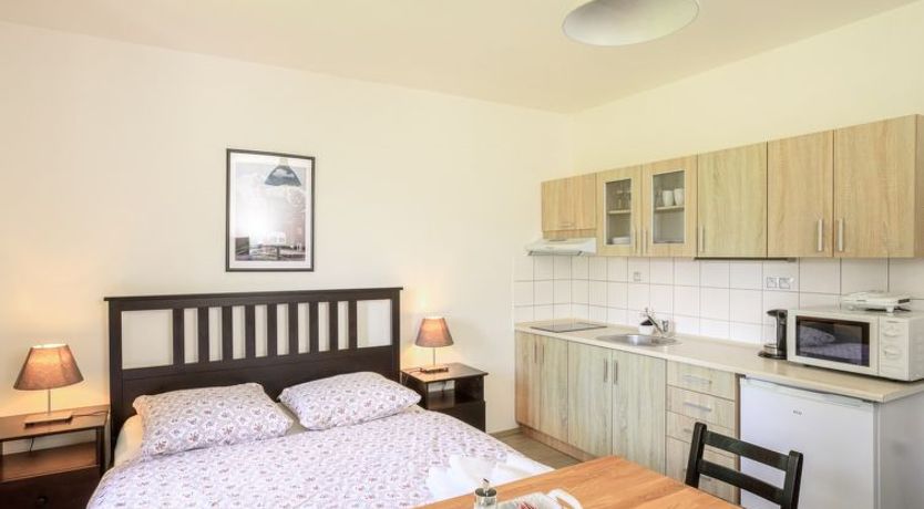 Photo of Arnoltice 1