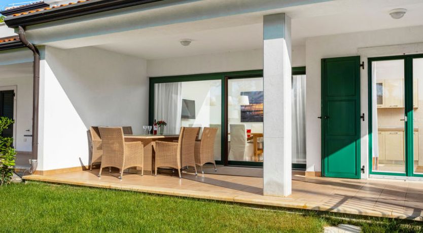 Photo of Villa Beach Front