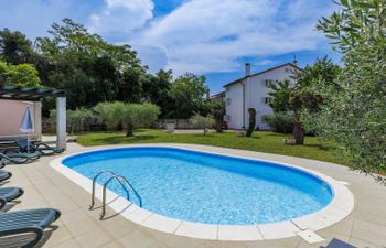 Villa Maran Holiday Home