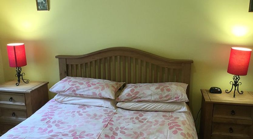 Photo of Old Edinburgh Cottage