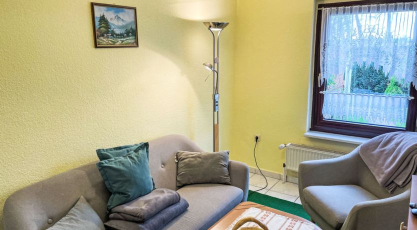 Photo of Schmidt (App.1)