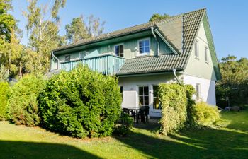 Fahrland Holiday Home