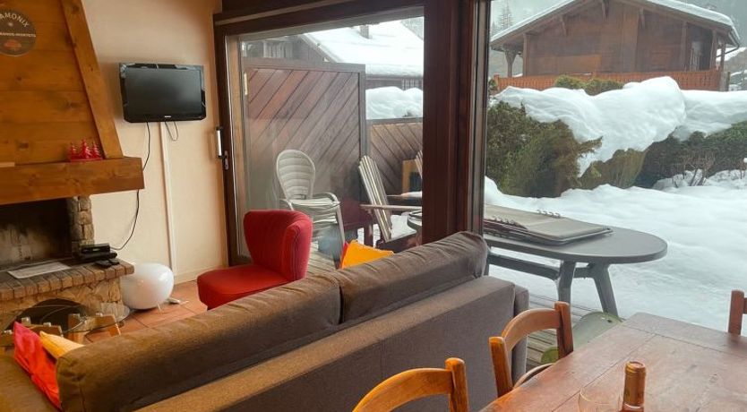 Photo of Clos du Chantey Moury