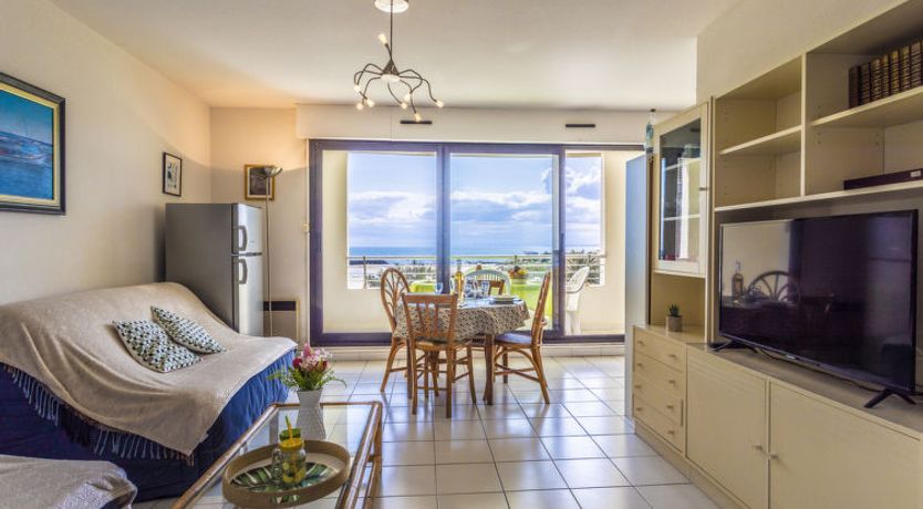 Photo of Les Roches Marines Apartment 3