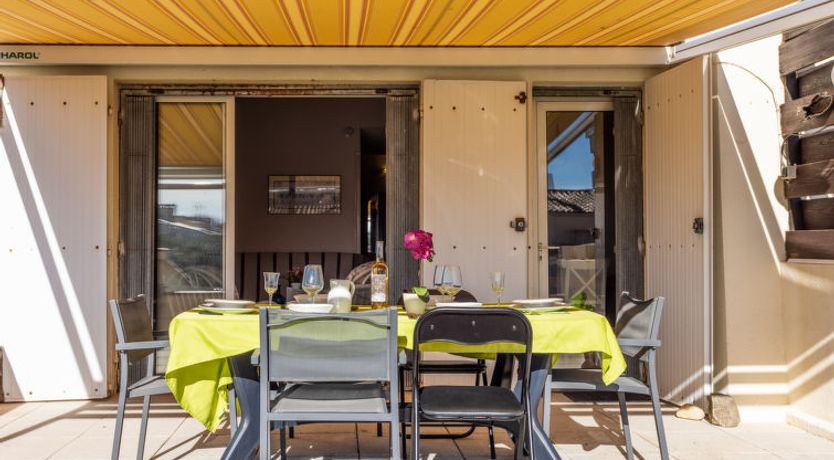 Photo of Port La Roquille Apartment 2