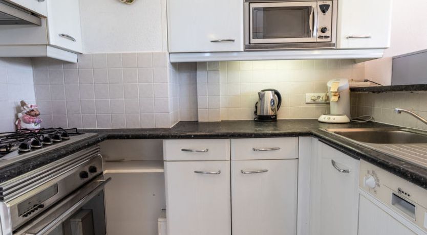 Photo of Port La Roquille Apartment 2