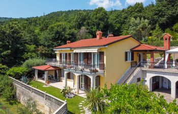 villa Valy Holiday Home