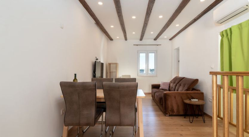 Photo of Lara's House