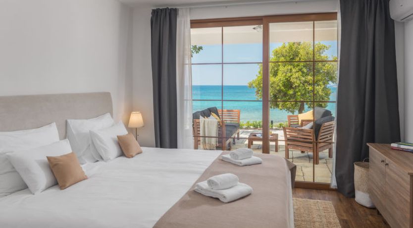 Photo of Luxury Beachfront Villa Porto Bus