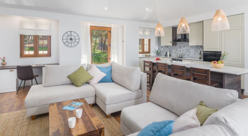 Photo of Luxury Beachfront Villa Porto Bus