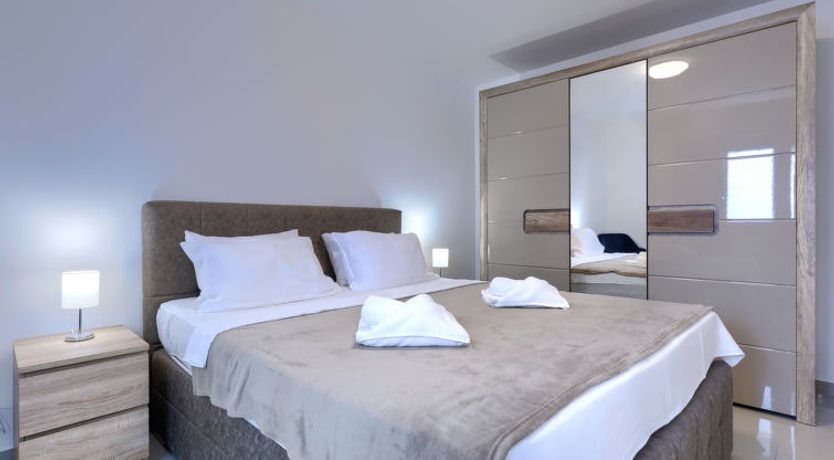 Photo of Amra 5 Apartment 5