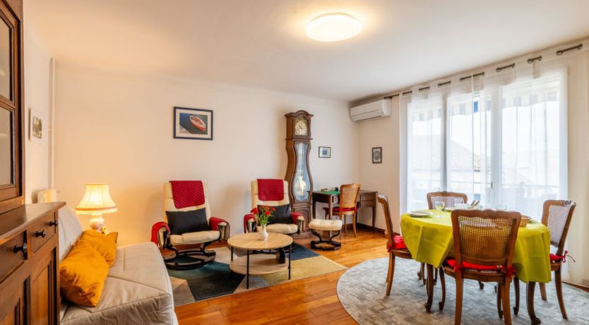 Photo of Les Platanes