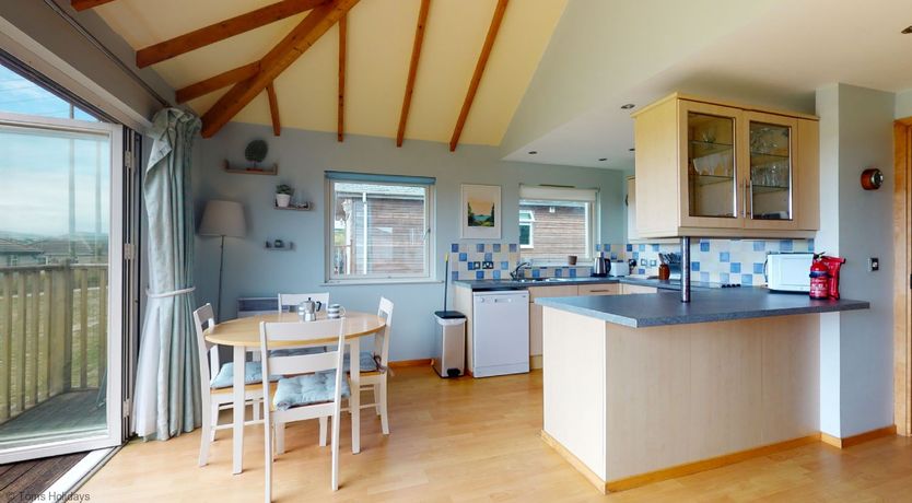 Photo of E46 Dunroven, Riviere Towans