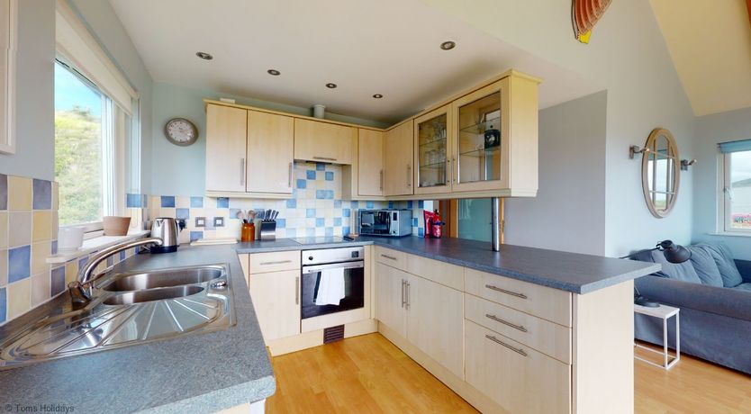 Photo of E46 Dunroven, Riviere Towans