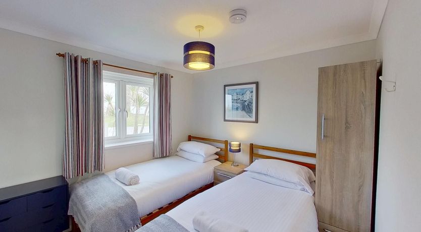 Photo of C33 Silver Spray, Riviere Towans