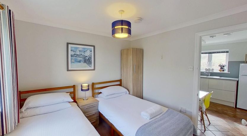 Photo of C33 Silver Spray, Riviere Towans