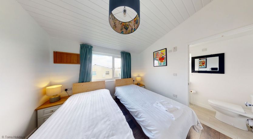 Photo of D38 Miramar, Riviere Towans