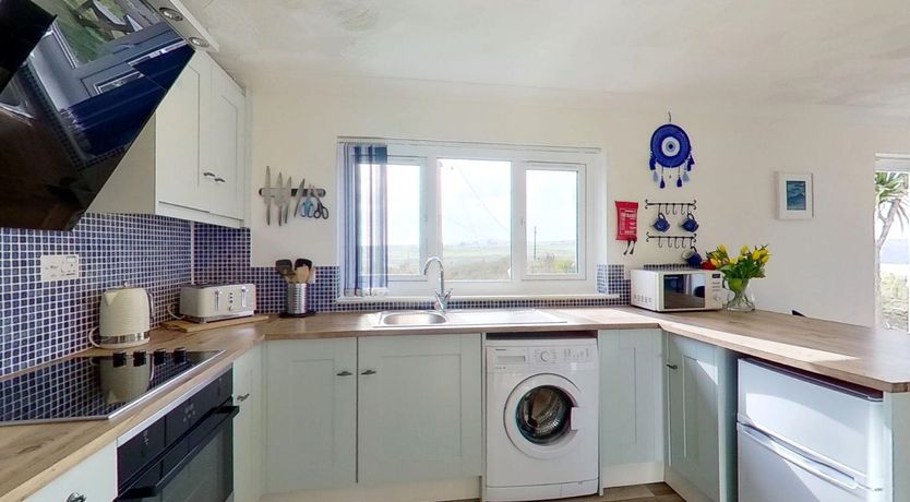 Photo of C40 Homelyn, Riviere Towans