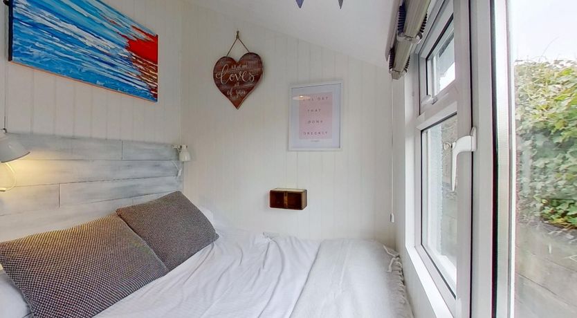 Photo of F17 Up-A-Bank, Riviere Towans