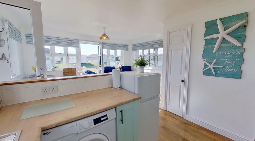 Photo of F06 Home View (F6), Riviere Towans
